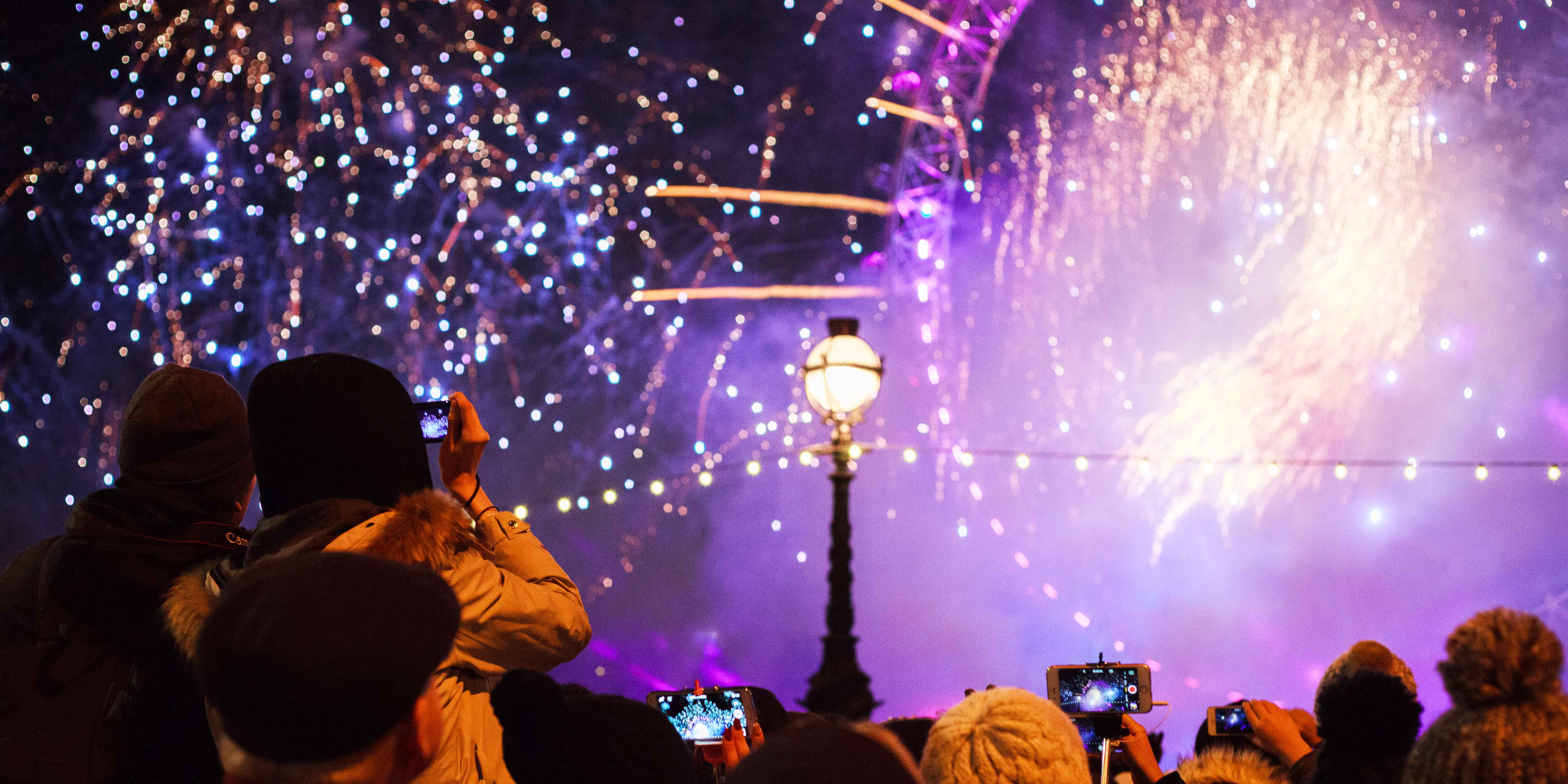 London fireworks on new year's day 2011 London New Year's Eve Fireworks 2017 | London City Hall