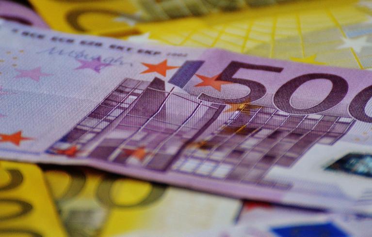 Euro notes