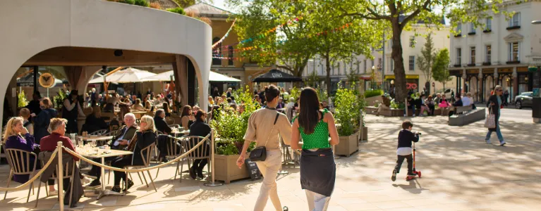 Kings Road Chelsea outdoor area