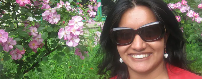 Jasleen Kandhari face wearing sunglasses