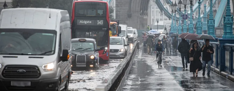 Flooding Tower Bridge