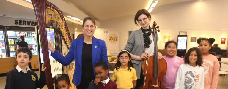 • Veronica Lemishenko, harpist and Natalia Subbotina, cellist with students from Yamaha Music School