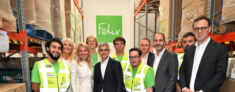 Mayor Sadiq Khan, Assembly Member Bassam Mahfouz, along with staff and volunteers at the Felix Project warehouse