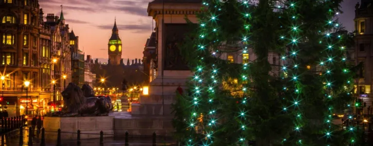 Christmas tree in Trafalgar Square at twilight