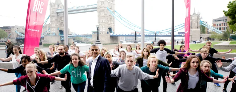  Sadiq and dancers