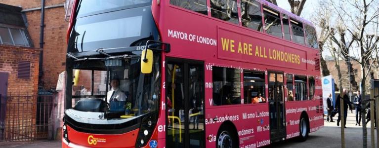 EU Londoners Hub bus