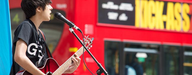 A Gigs performer