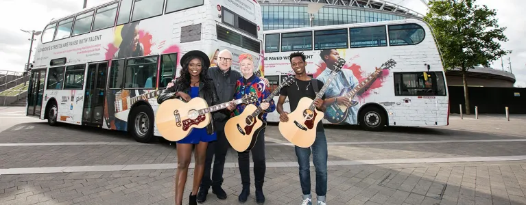 Mark Knopfler- Busk in London