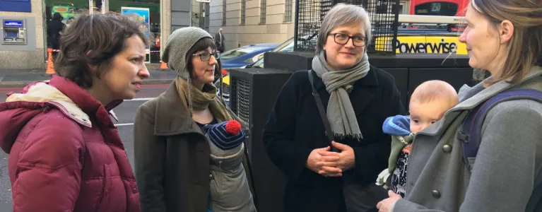 2x1 Caroline Russell AM with mothers