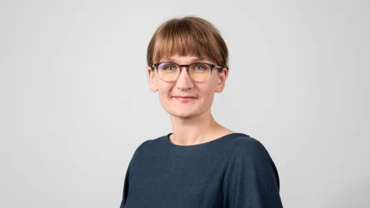 Headshot of Ellen Storrar