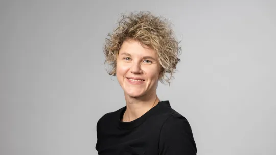 Vicky Ridley-Pearson headshot