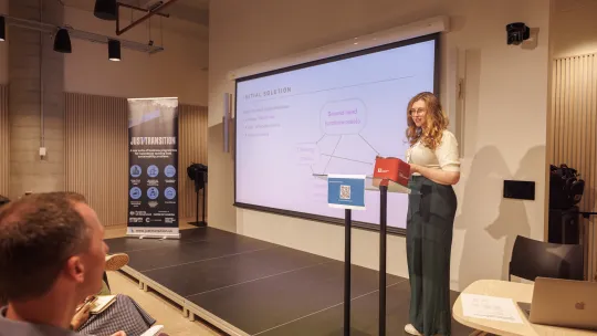 Louise Rymell pitching her business to Climate Fest attendees