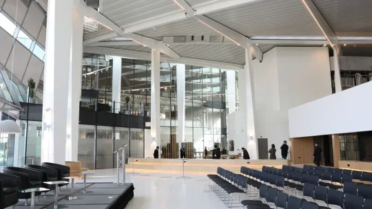 London's Living Room - Theatre style and stage