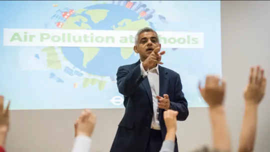 Mayor of London Sadiq Khan presenting to school children