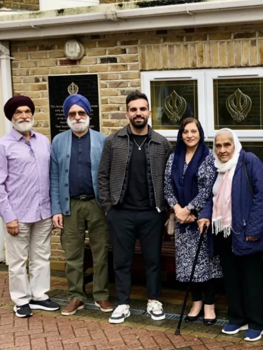 Mete Coban at the Gurdwara Sahib Woolwich with community leaders