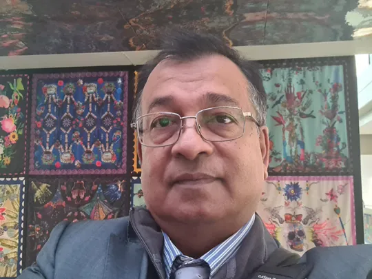 Dr M Ahmedullah face