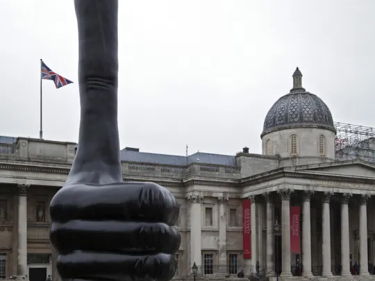David Shrigley fourth plinth thumb