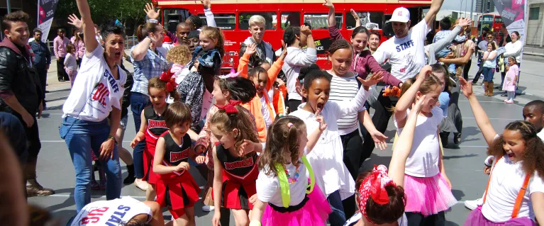 big dance bus bell square