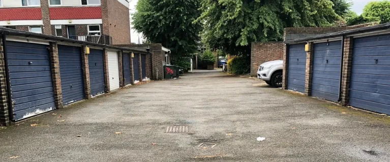 2x1 gunnersbury-close-01