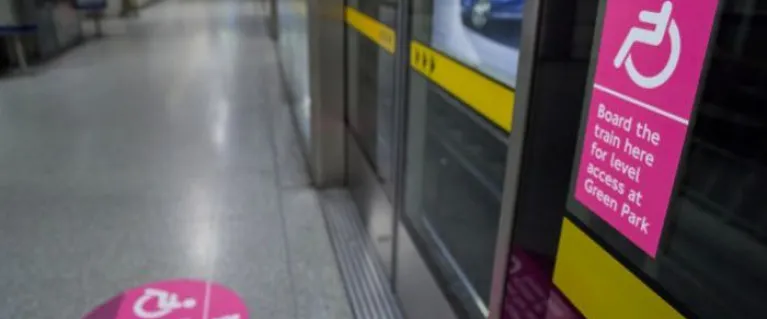 Jubilee station accessibility signage