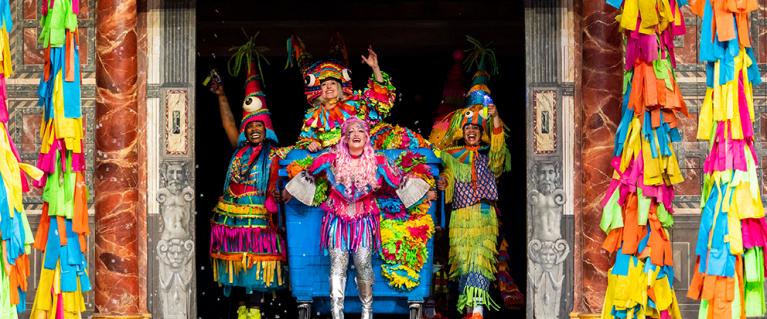 A midsummer night's dream at the Globe theatre