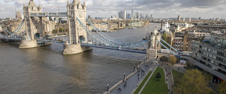 Tower Bridge - Potters Field - EURO 2020